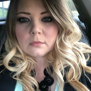 Meet your Posher, Chrystal